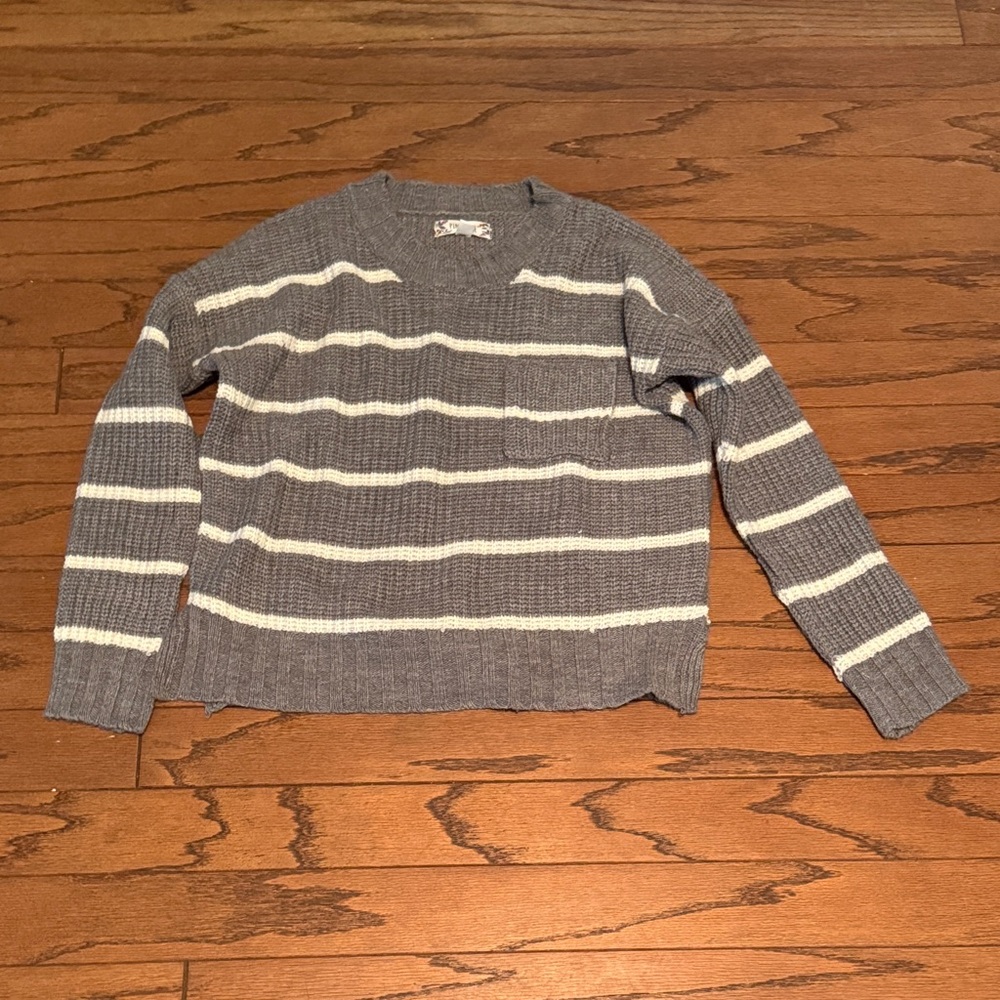 Pink Rose Gray and White Striped V-Neck Sweater